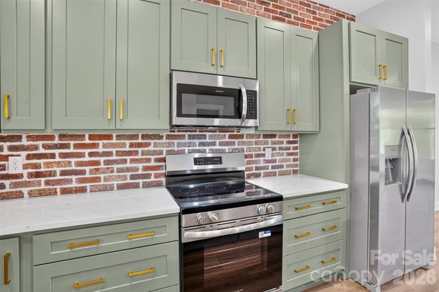 68 Point Hope Lane 6, Hendersonville, NC 28792