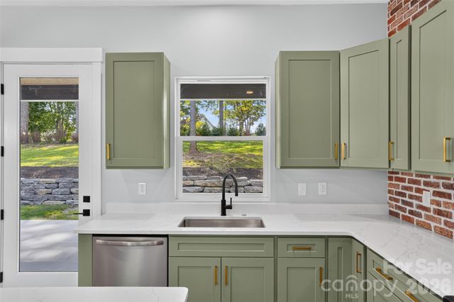 68 Point Hope Lane 6, Hendersonville, NC 28792