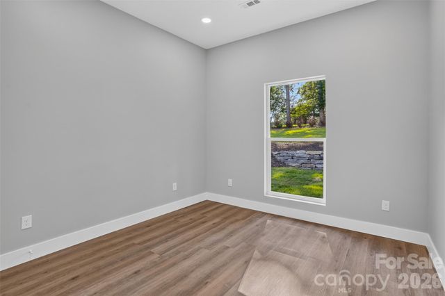 68 Point Hope Lane 6, Hendersonville, NC 28792