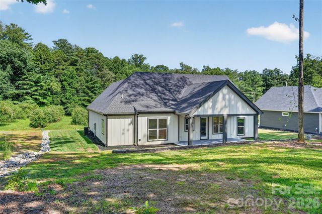 68 Point Hope Lane 6, Hendersonville, NC 28792