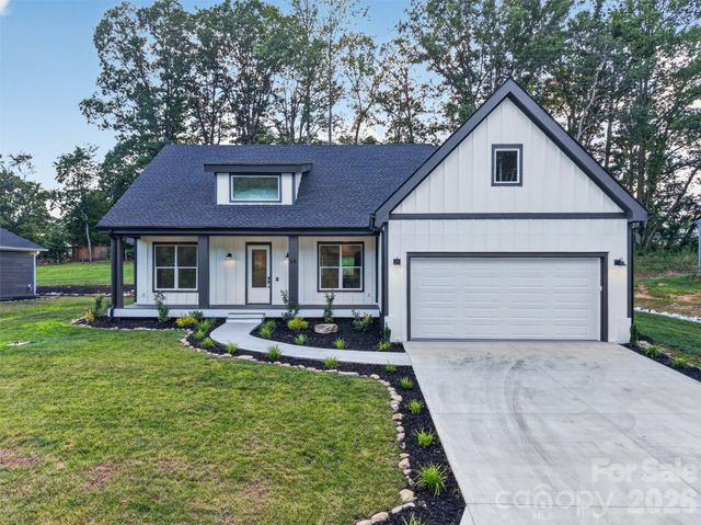 68 Point Hope Lane 6, Hendersonville, NC 28792