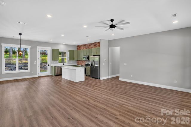 68 Point Hope Lane 6, Hendersonville, NC 28792