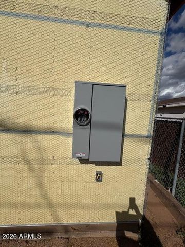 2101 E VIRGINIA Avenue, Phoenix, AZ 85006