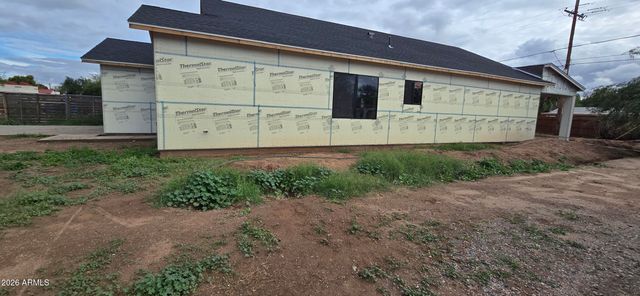 2101 E VIRGINIA Avenue, Phoenix, AZ 85006