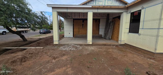 2101 E VIRGINIA Avenue, Phoenix, AZ 85006