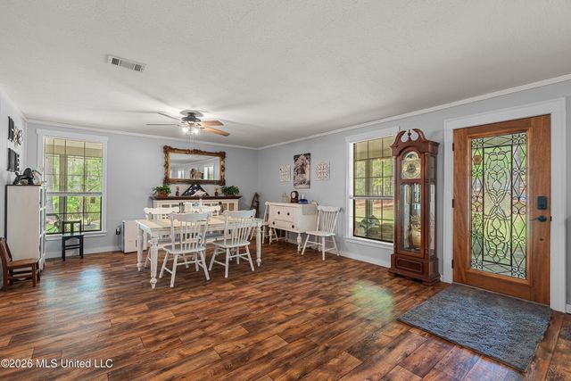 28 Woodland Road, Hattiesburg, MS 39401