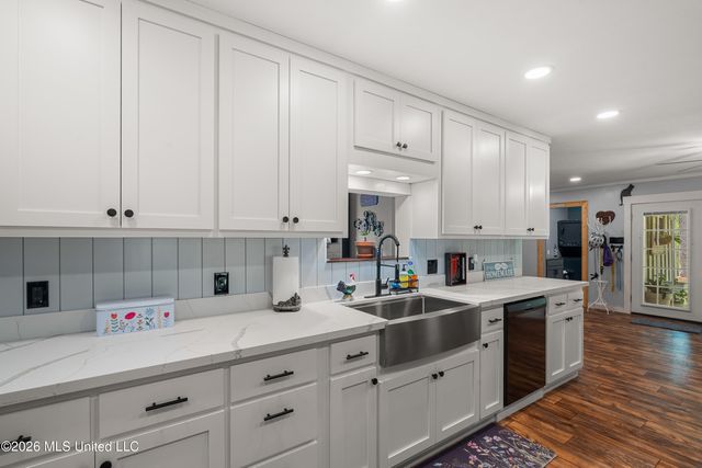 28 Woodland Road, Hattiesburg, MS 39401