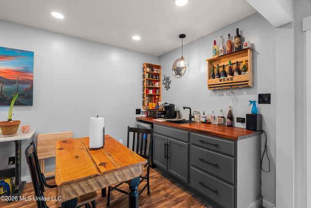 28 Woodland Road, Hattiesburg, MS 39401