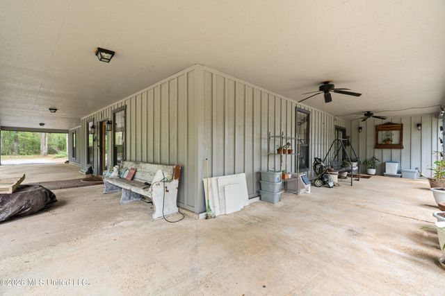 28 Woodland Road, Hattiesburg, MS 39401