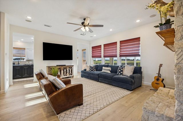 17926 Cypress Hill Drive, Rosharon, TX 77583