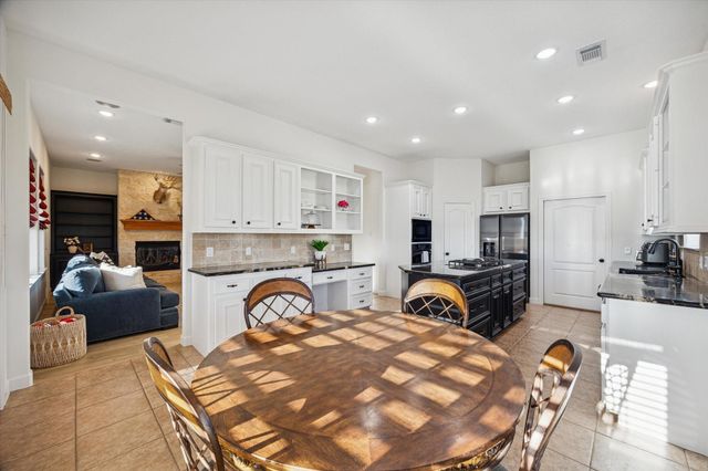 17926 Cypress Hill Drive, Rosharon, TX 77583