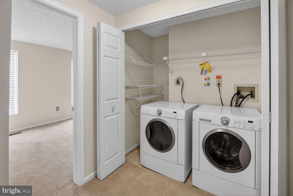 Image 18 of property listing at 15000 SADDLE CREEK DR, Burtonsville, MD 20866
