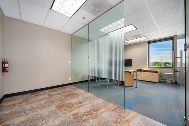 10700 W Higgins Road 300, Rosemont, IL 60018