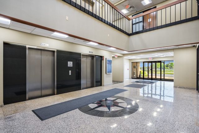 10700 W Higgins Road 300, Rosemont, IL 60018