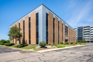 10700 W Higgins Road 300, Rosemont, IL 60018