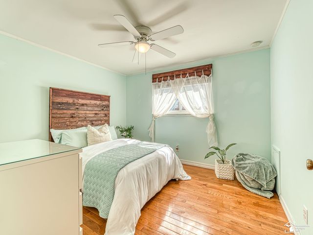 31583 Lafler Drive, Rockwood, MI 48173