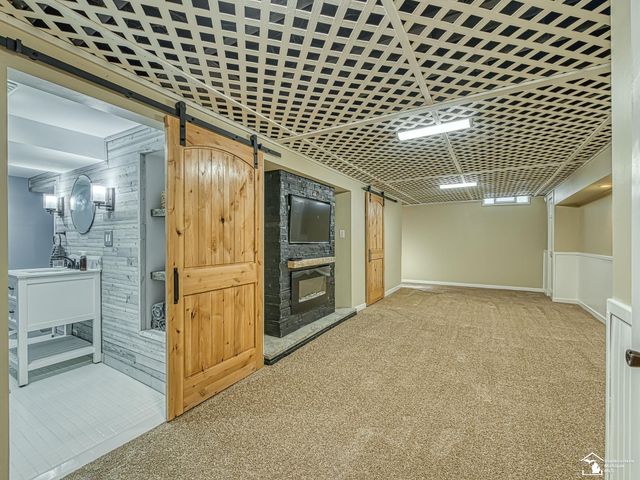 31583 Lafler Drive, Rockwood, MI 48173