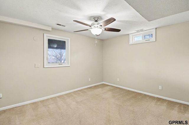 14741 Castelar Circle, Omaha, NE 68144
