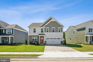 100 LIBERTY LN, Keswick, VA 22947