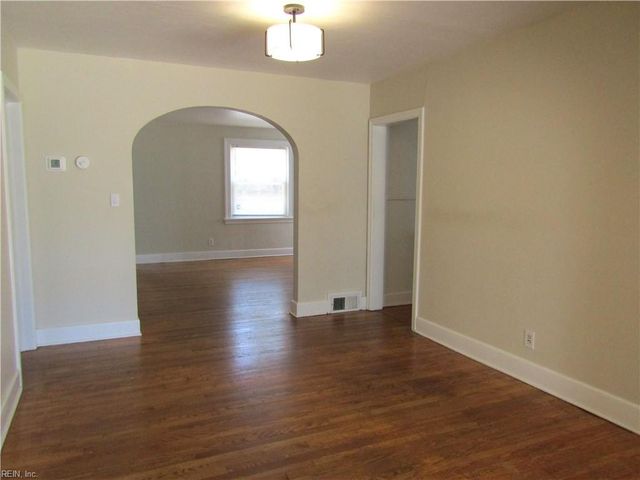 111 S Ridgeley RD, Norfolk, VA 23505