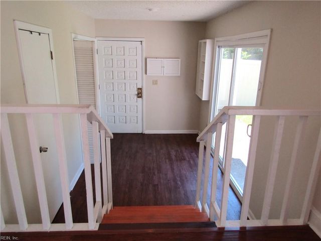 111 S Ridgeley RD, Norfolk, VA 23505