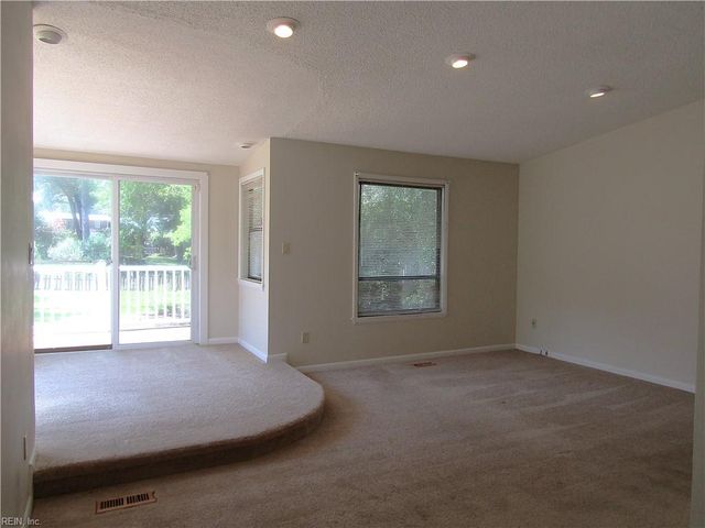 111 S Ridgeley RD, Norfolk, VA 23505