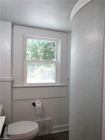 111 S Ridgeley RD, Norfolk, VA 23505
