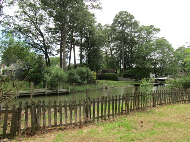 111 S Ridgeley RD, Norfolk, VA 23505