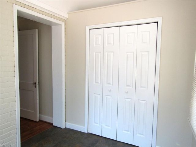 111 S Ridgeley RD, Norfolk, VA 23505