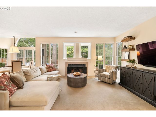 5312 AMBERWOOD Ct, Lake Oswego, OR 97035