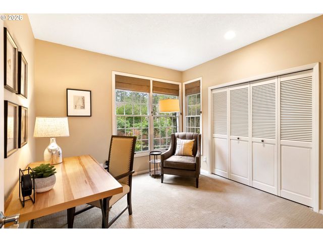 5312 AMBERWOOD Ct, Lake Oswego, OR 97035