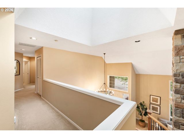 5312 AMBERWOOD Ct, Lake Oswego, OR 97035