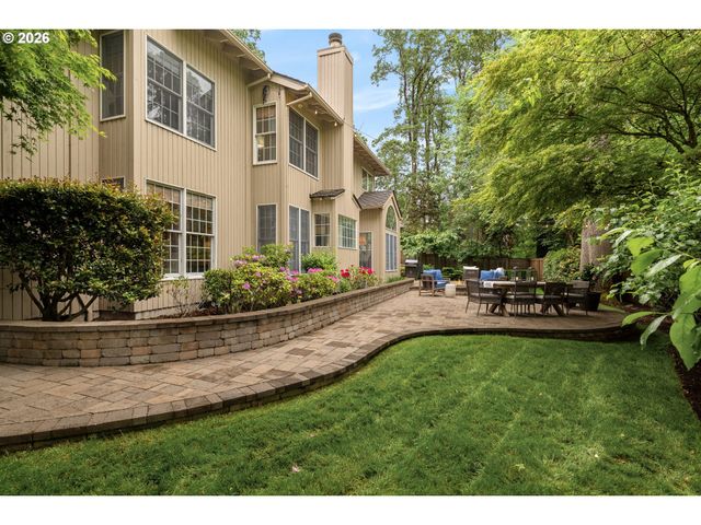 5312 AMBERWOOD Ct, Lake Oswego, OR 97035