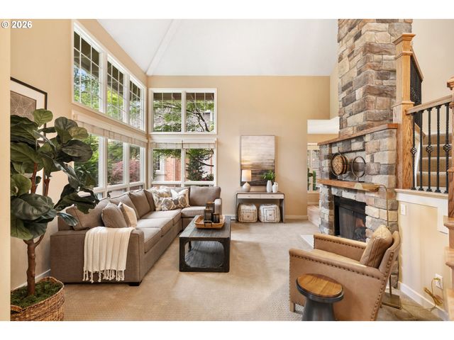 5312 AMBERWOOD Ct, Lake Oswego, OR 97035