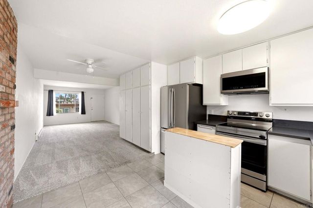 8764 Wahl Street, Santee, CA 92071