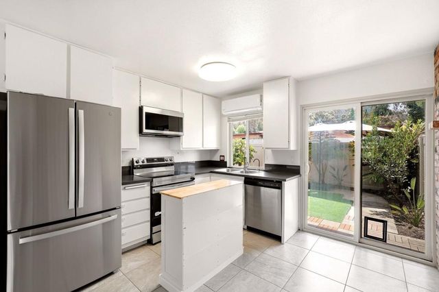 8764 Wahl Street, Santee, CA 92071