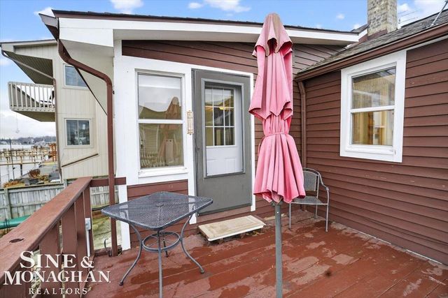 1551 Oakland Avenue, St Clair, MI 48079