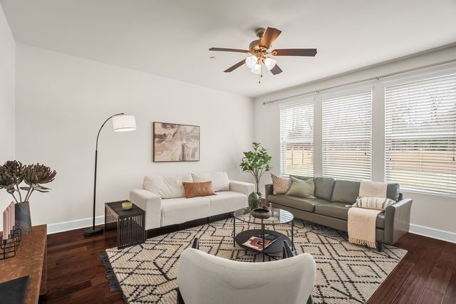 717 Harpers Mill Dr, Nolensville, TN 37135