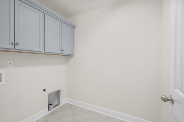 717 Harpers Mill Dr, Nolensville, TN 37135