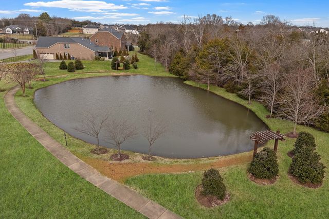 717 Harpers Mill Dr, Nolensville, TN 37135