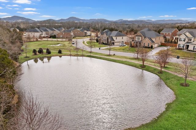 717 Harpers Mill Dr, Nolensville, TN 37135