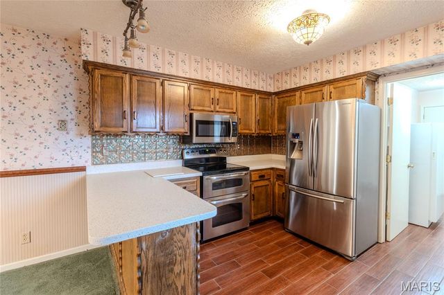 16280 Hardwood Lane, St Robert, MO 65584