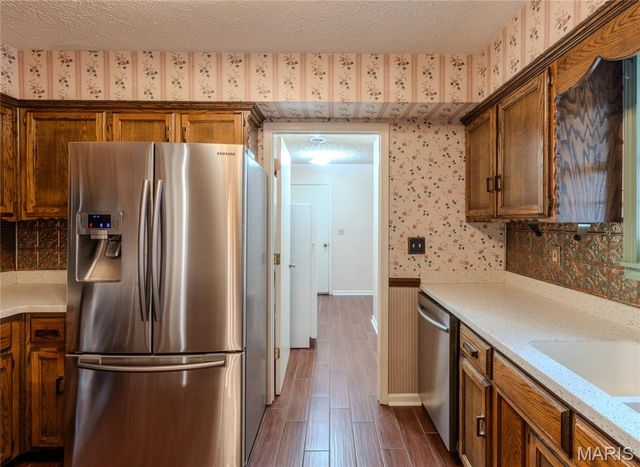 16280 Hardwood Lane, St Robert, MO 65584