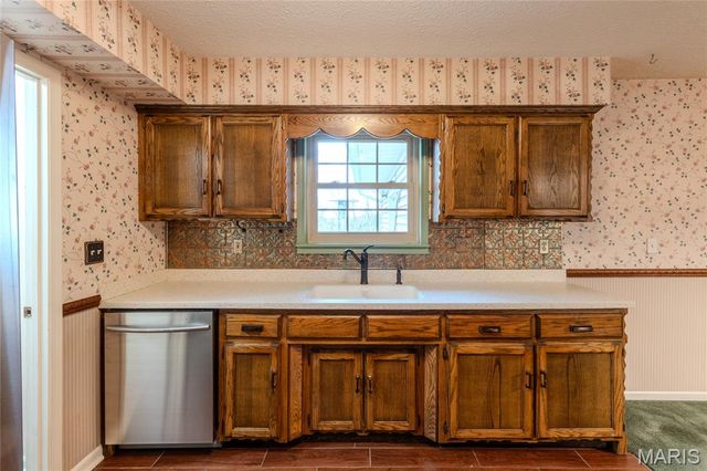 16280 Hardwood Lane, St Robert, MO 65584