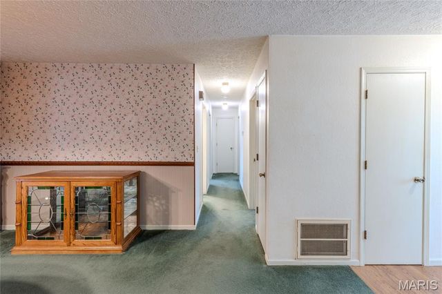 16280 Hardwood Lane, St Robert, MO 65584