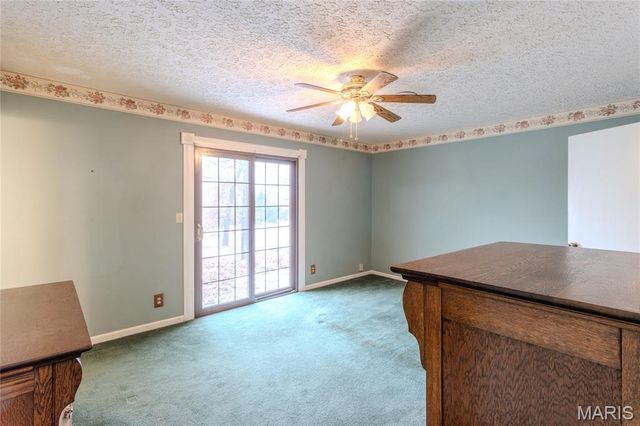 16280 Hardwood Lane, St Robert, MO 65584