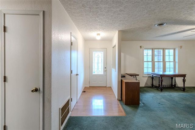 16280 Hardwood Lane, St Robert, MO 65584