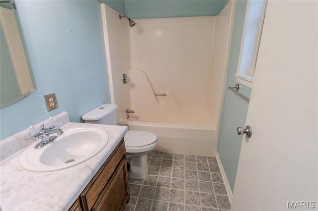 16280 Hardwood Lane, St Robert, MO 65584