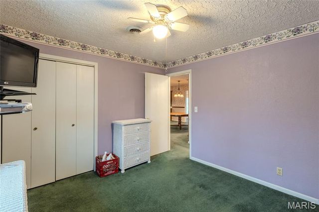 16280 Hardwood Lane, St Robert, MO 65584