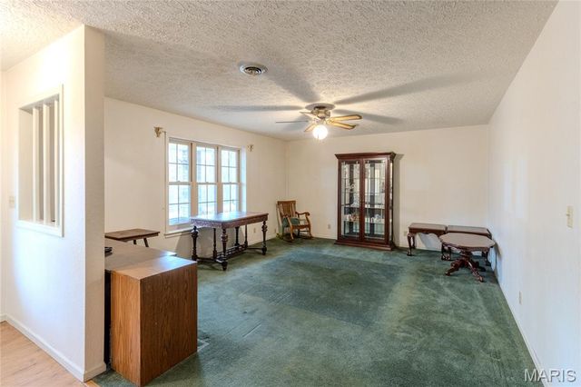 16280 Hardwood Lane, St Robert, MO 65584